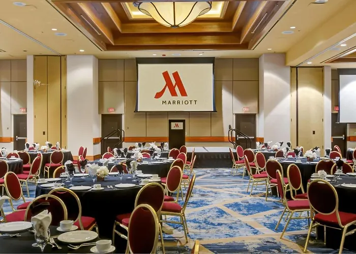 Marriott Southern Hills 3*