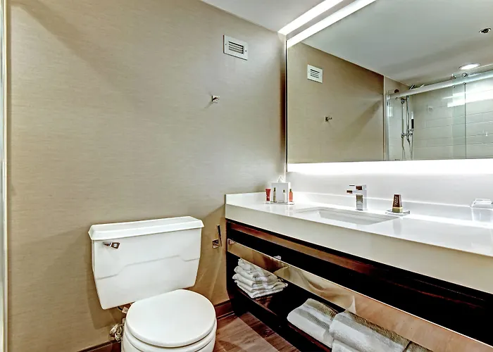 Marriott Southern Hills 3*