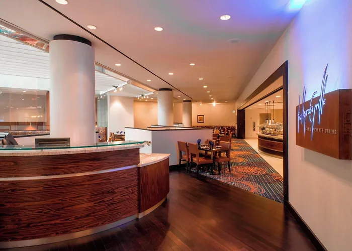 Marriott Southern Hills Hotel 3*